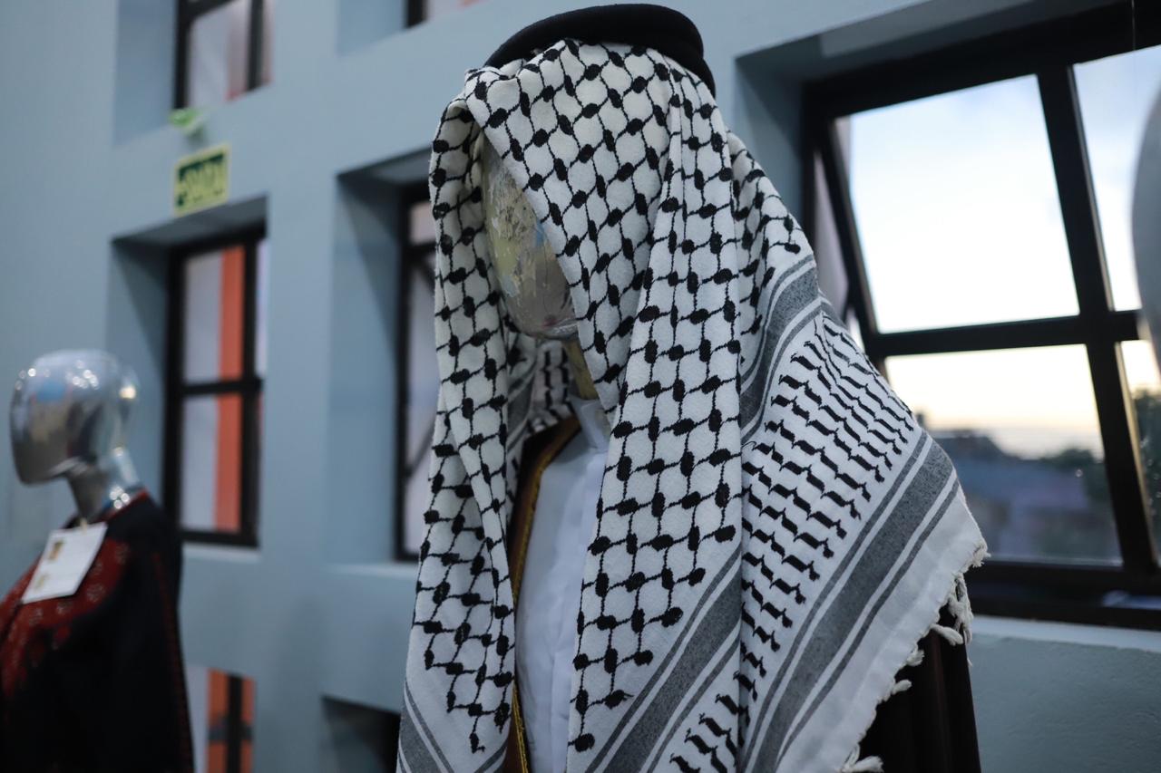 Mostra “Usos e costumes Palestinos”