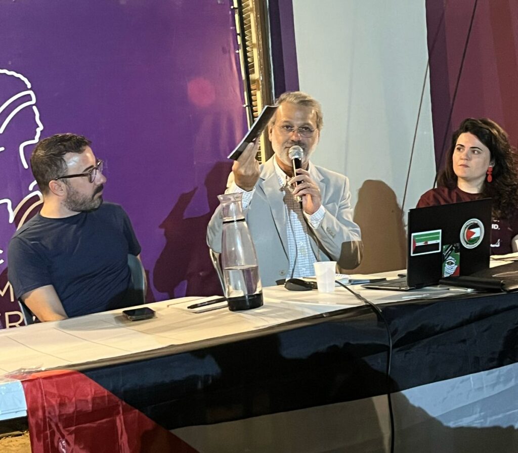 Samir Oliveira (esquerda), Ualid Rabah (centro) e Daniela Fajer (direita)